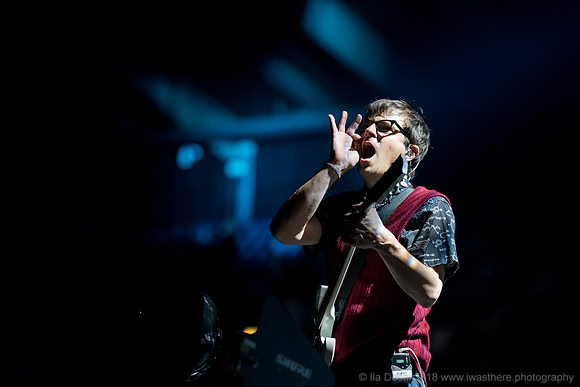 Weezer @ Wembley Arena, London 28/10/2017