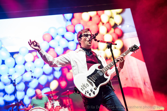 Weezer @ Wembley Arena, London 28/10/2017